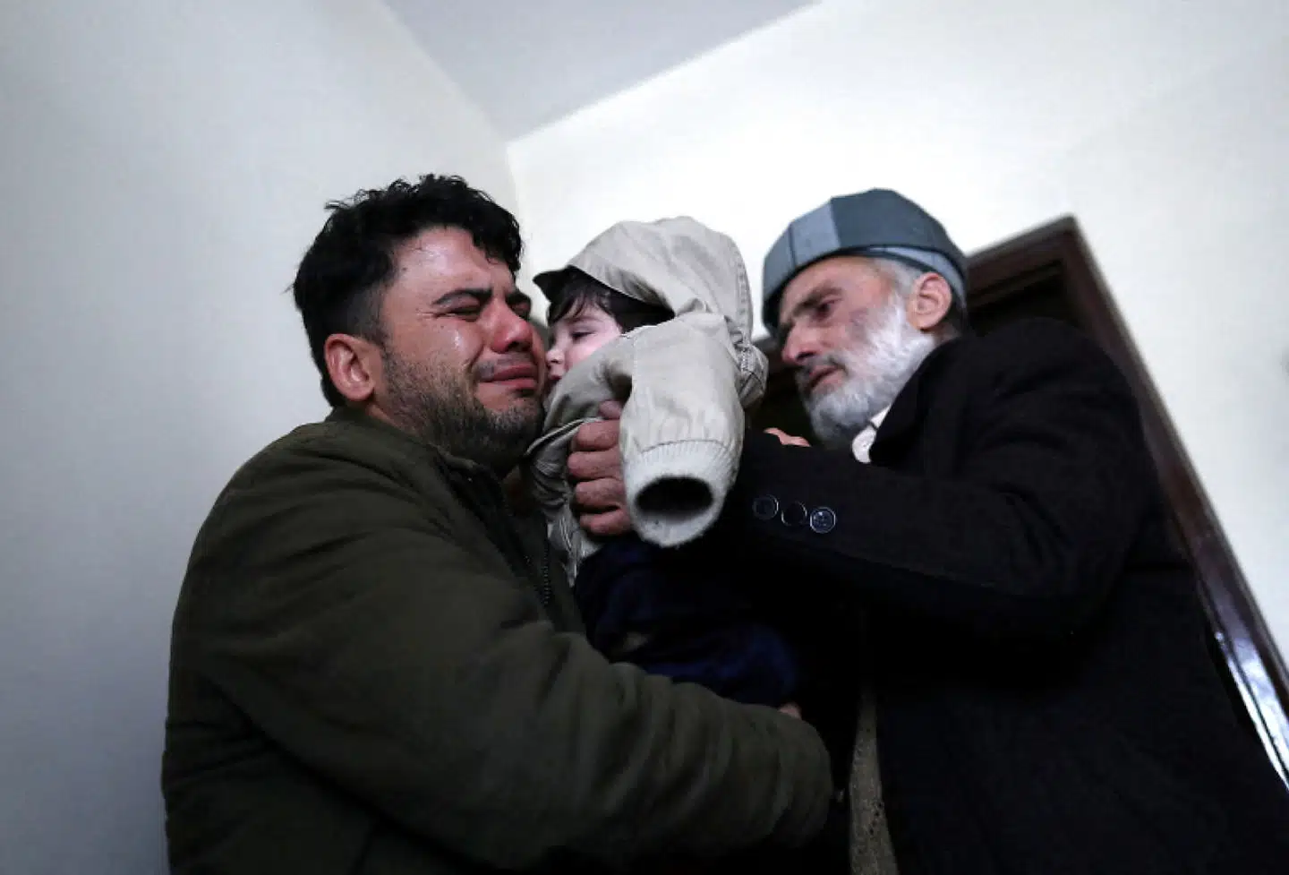 Ingen vidste, hvad Sohail Ahmadi hed, da han blev fundet i Kabuls lufthavn. De seneste seks måneder har han derfor haft navnet Mohammad. Det var ikke uden tårer, at drengen blev overgivet til sin bedstefar.