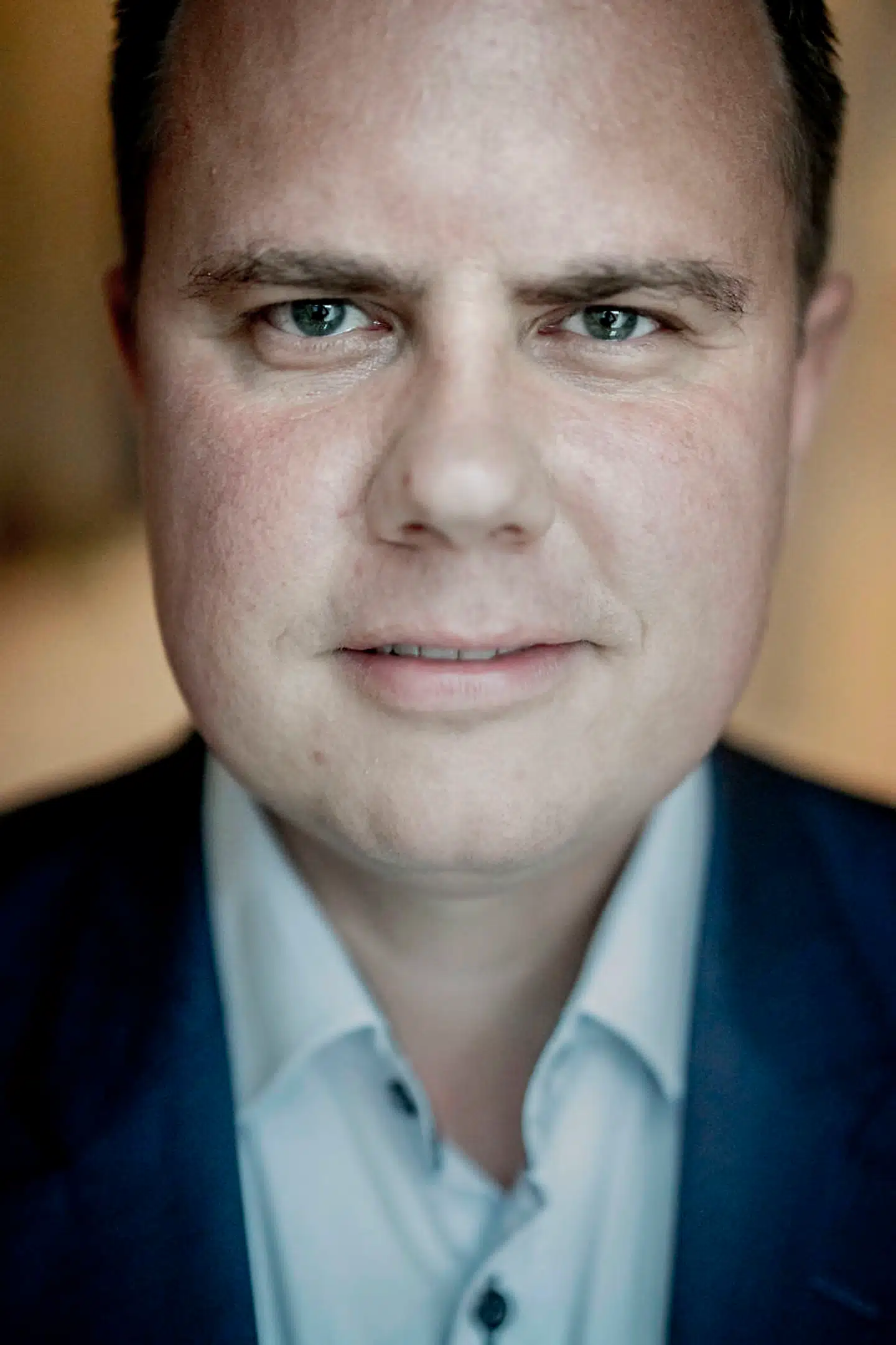 Martin Henriksen er ude af partiet, hvis han som ventet taber kampen om at blive formand.
