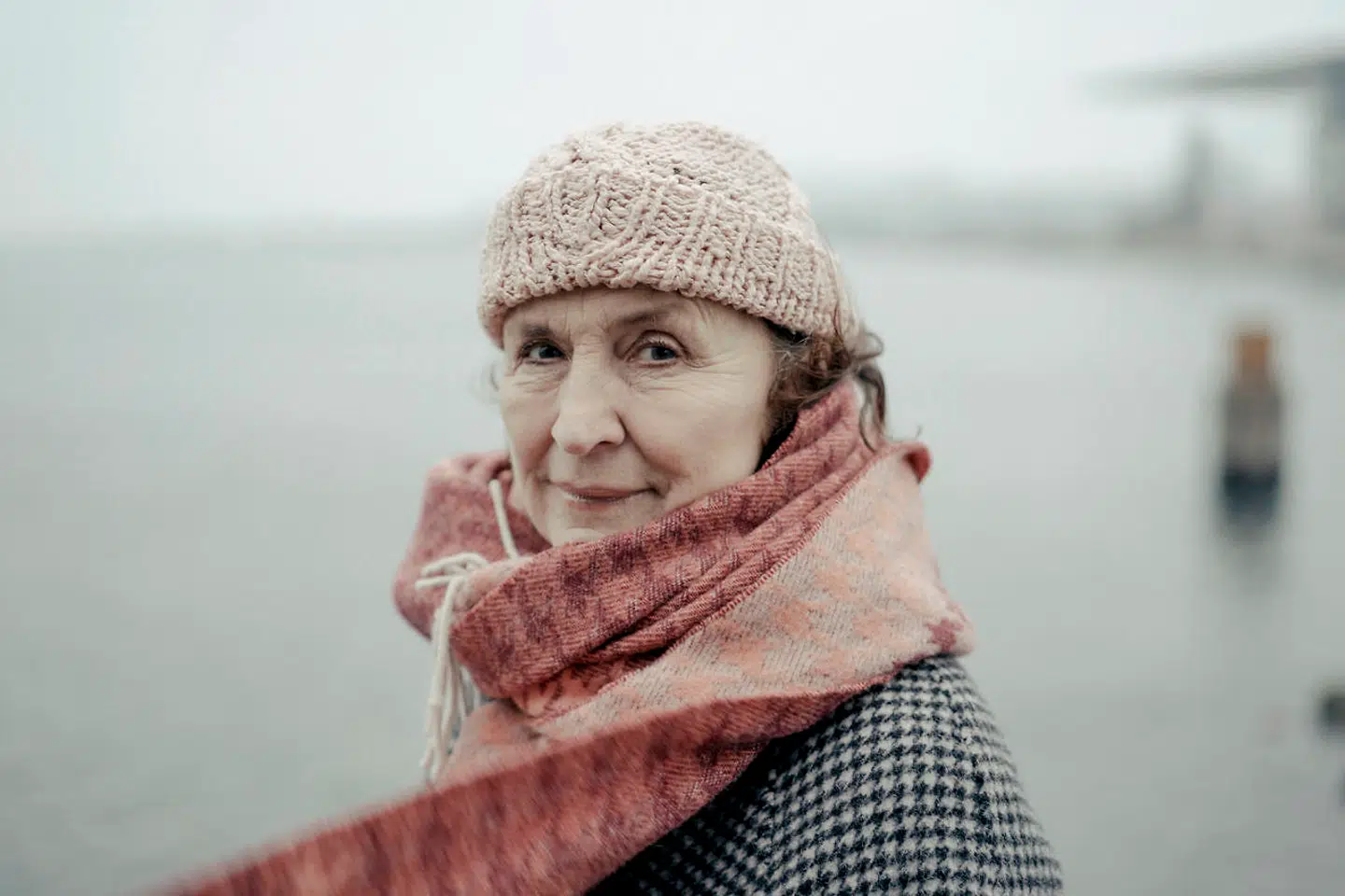 Det er vigtigt at lære at tilgive, mener skuespiller Karen-Lise Mynster. Her ved Skuespilhuset i København, hvor hun snart er aktuel med forestillingen Fængselsdigte. .