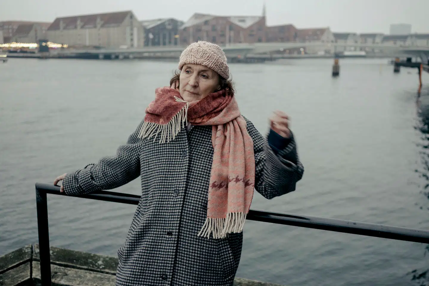 Karen-Lise Mynster mistede sin mand, Søren Spanning, i 2020. Hun fremhæver ham som det mest værdifulde og det mest smertefulde minde på en og samme tid.