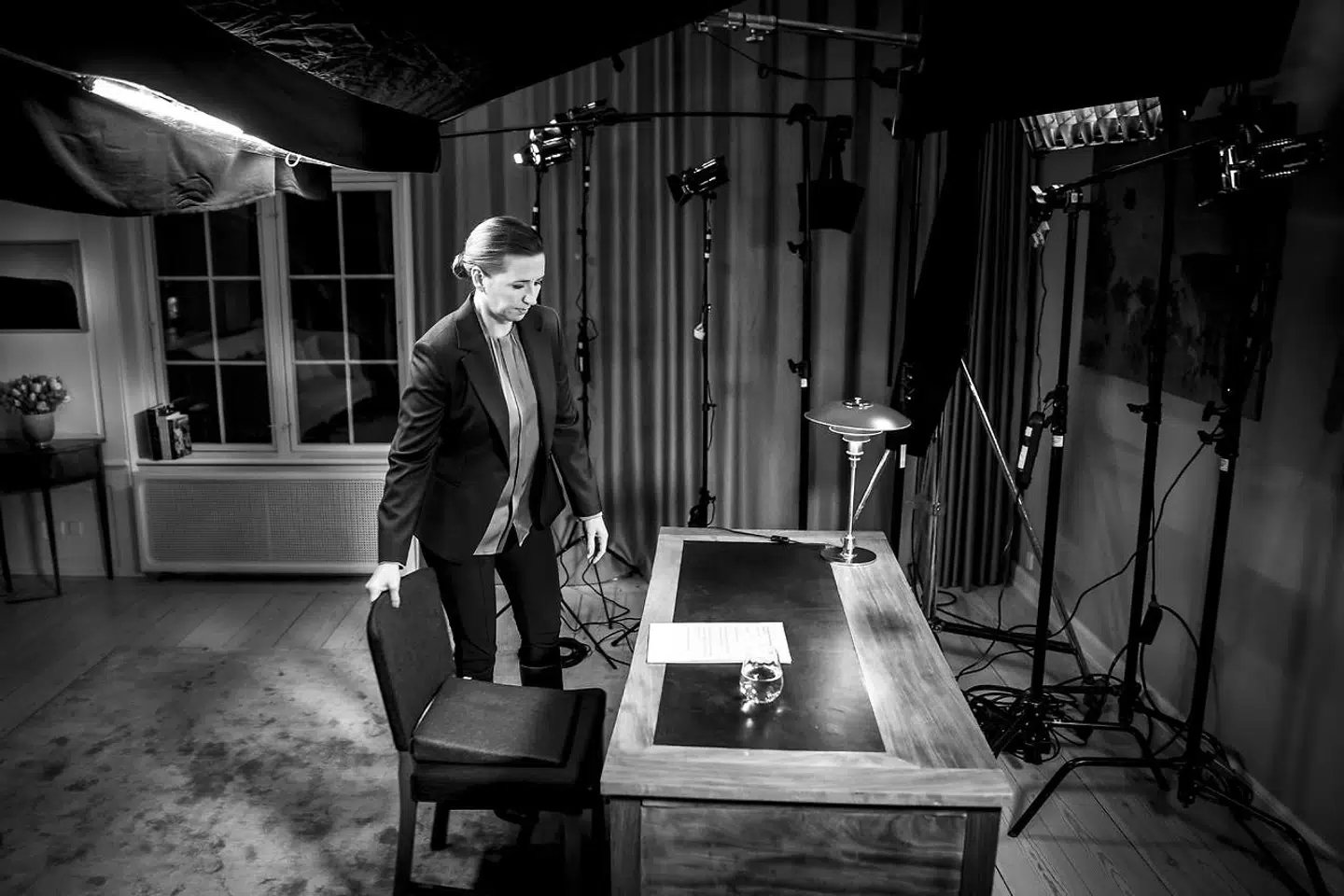 Statsminister Mette Frederiksen (S) fastslog i sin nytårstale, at regeringen er villig til at diskutere udenlandsk arbejdskraft. Hun fastslog, at Danmark ifølge regeringen kun bør hente arbejdskraft ind, som der er mangel på, ligesom det skal være for en afgrænset periode og ske på »en ordentlig måde«.