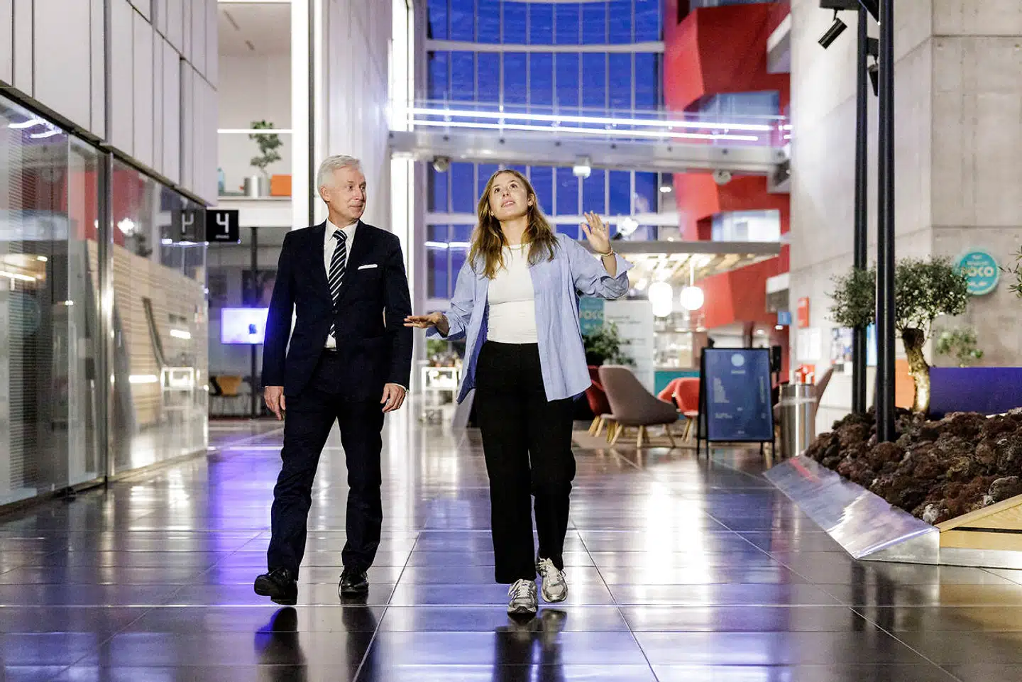 Maria Fantino er nogle gange steget af metroen ved DR Byen for at stå og »se lidt spændende ud« i håb om at få et job derinde.