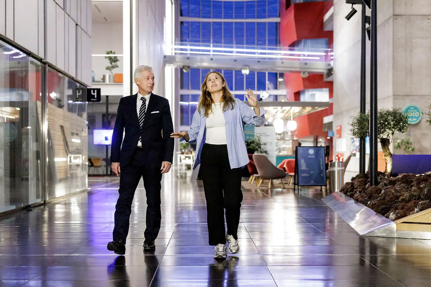 Maria Fantino er nogle gange steget af metroen ved DR Byen for at stå og »se lidt spændende ud« i håb om at få et job derinde.