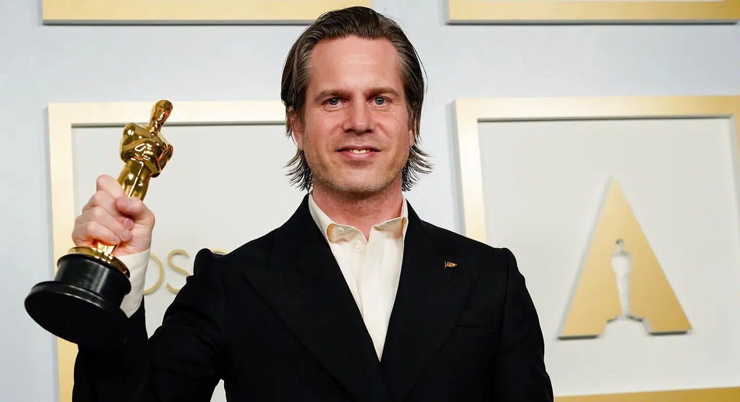 Det er en ringe trøst for den ludfattige musiker Ruben, at han måske kan få sin hørelse tilbage med implantater til 80.000 dollar.