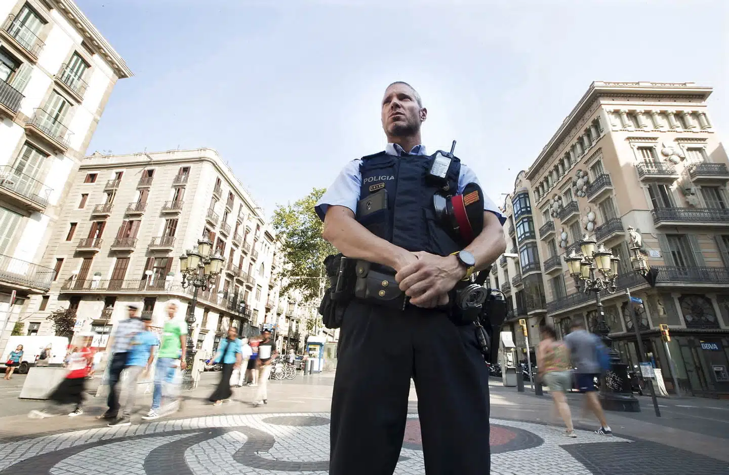 16 blev dræbt, da en terrorist kørte gennem menneskemængden på Barcelonas berømte Ramblas-strøg. Nogle timer senere døde endnu et offer efter at være blevet påkørt i Cambrils. Men det kunne være gået meget værre.