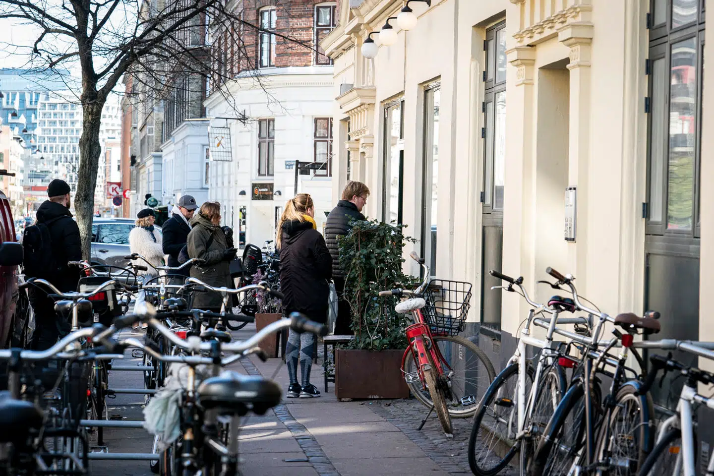 Køen foran Juno The Bakery er notorisk lang – her fotograferet under første coronanedlukning.
