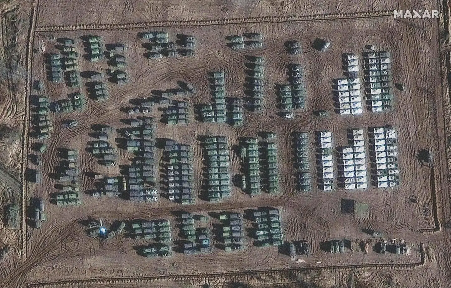 Satellitbilleder viser store koncentrationer af russiske tropper tæt på grænsen til Ukraine. Her foto fra 1. november.