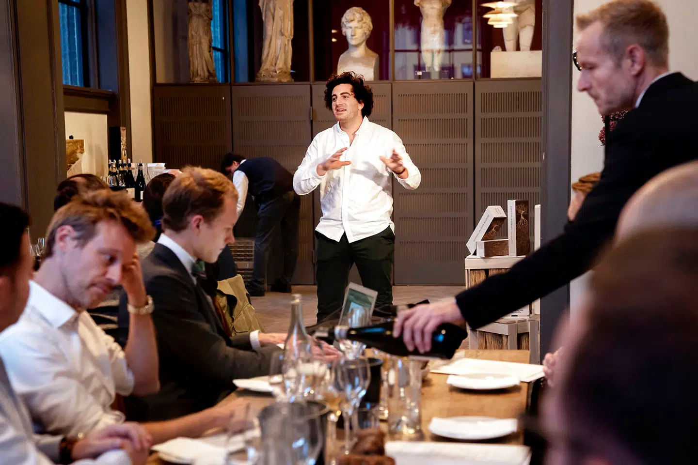 Kunstakademiets kantine på Charlottenborg dannede baggrund for første etape af et tredages marathon med Selosse champagne.