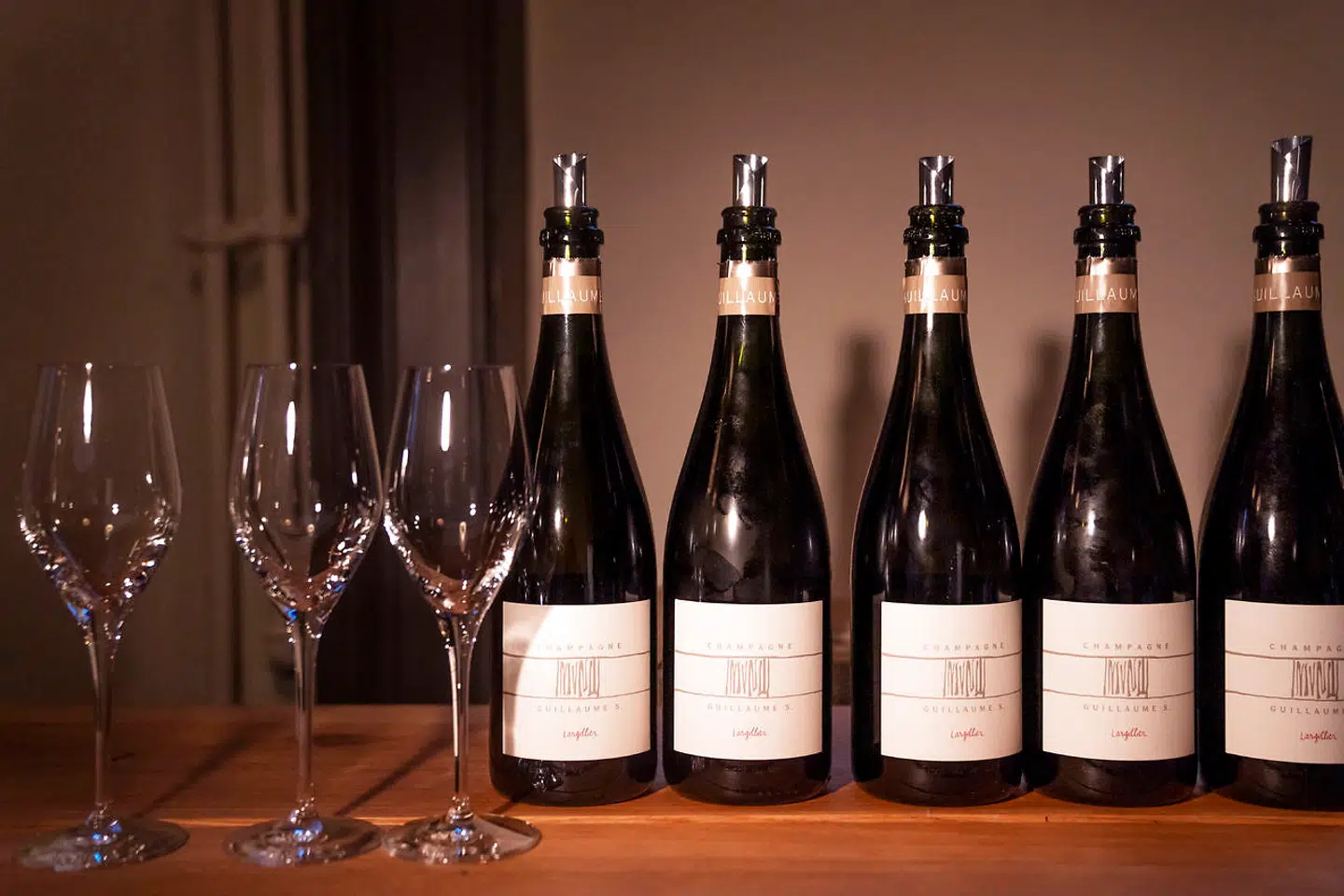 Guillaume Selosse's første solochampagne hedder Largillier og kommer fra Côte de Bars i det Aube i det sydlige Champagne.