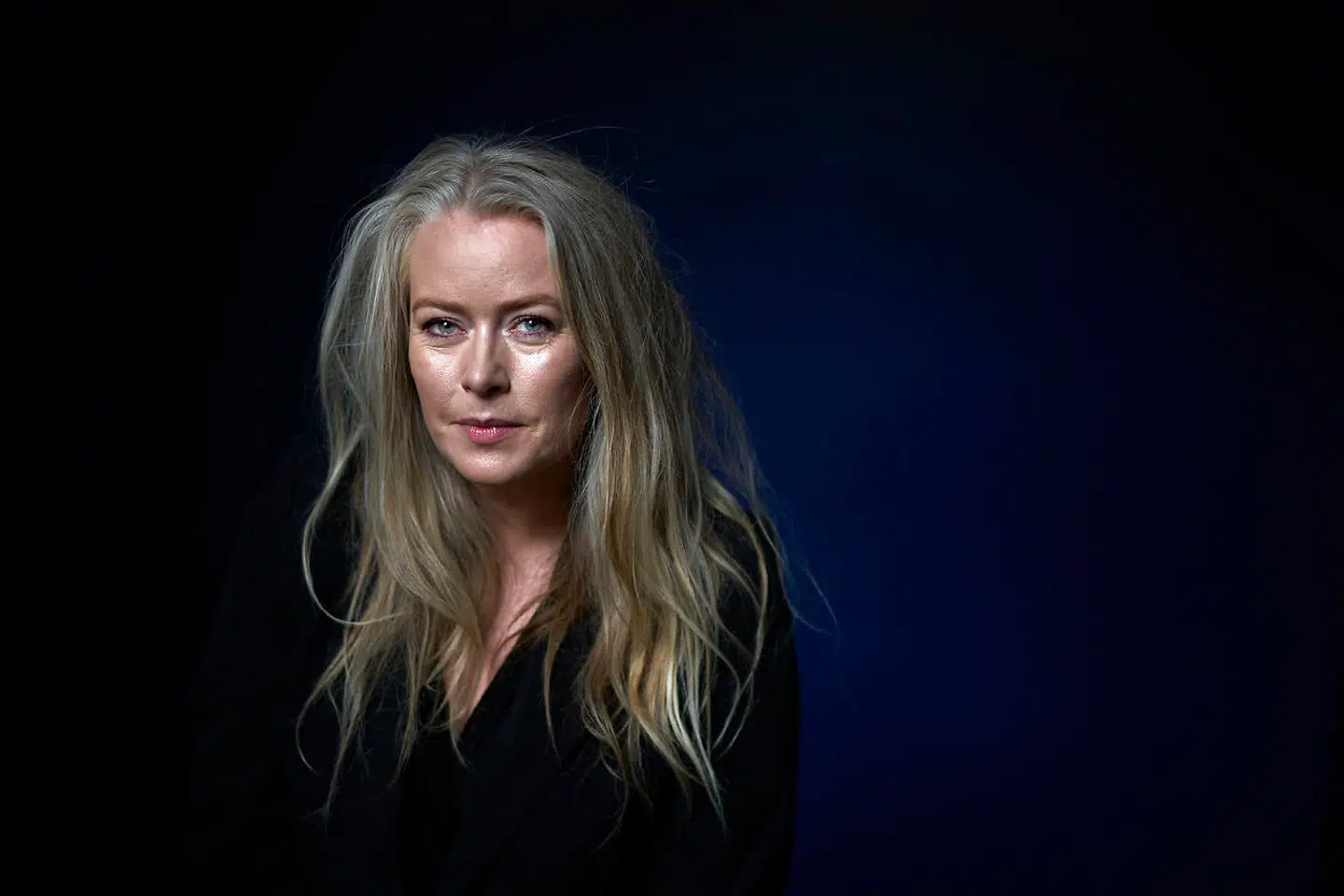 Anne Sofie Allarp er glad for, at hendes mor er vaccineret og overholder alle restriktioner. Men hun vil ikke selv vaccineres.