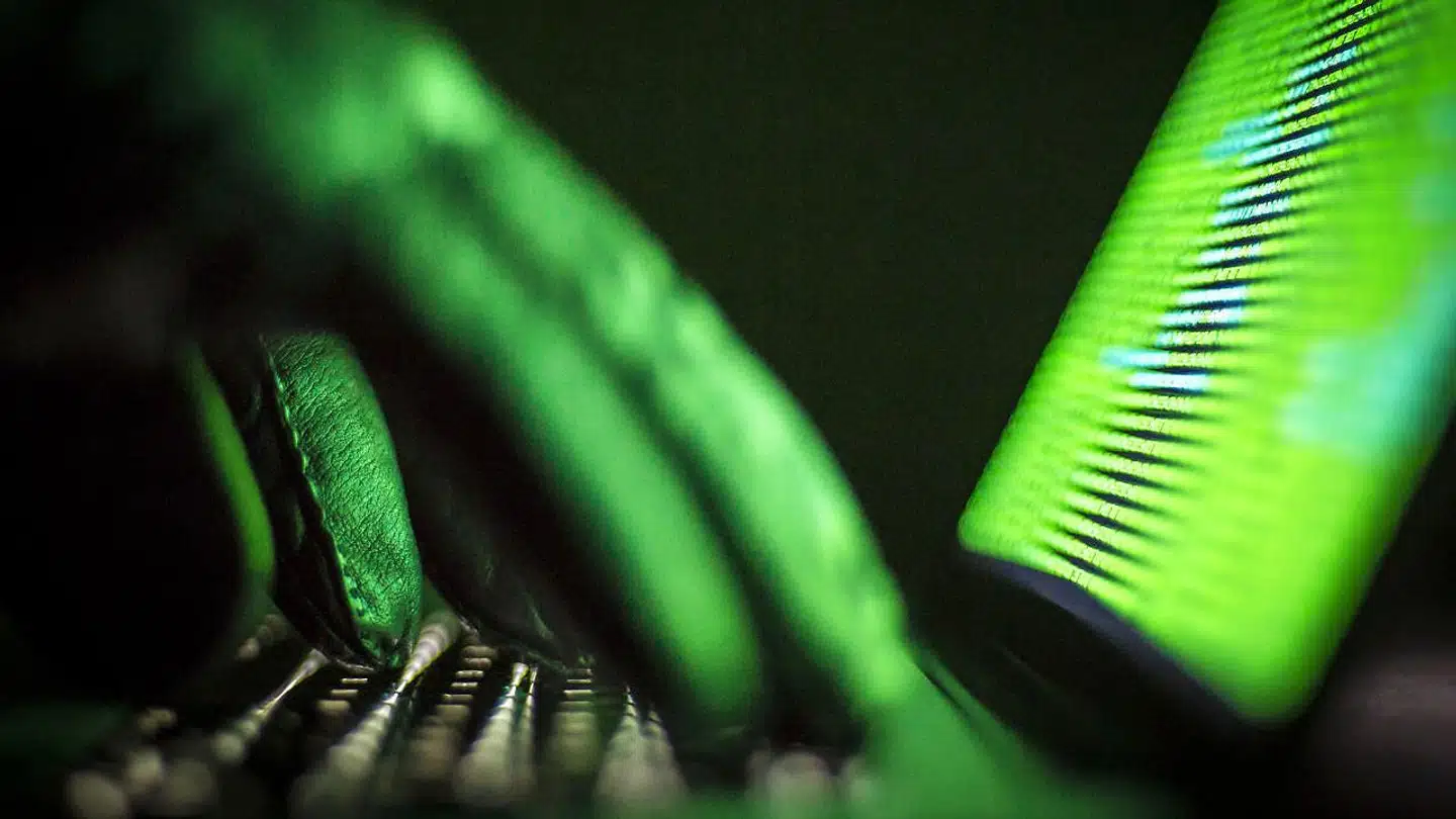 Et logbogsprogram, som bruges inde i masser af anden software, viser sig at have et alvorligt sikkerhedshul, som gør det muligt for hackere at komme ind ad bagdøren og overtage hele it-systemer.