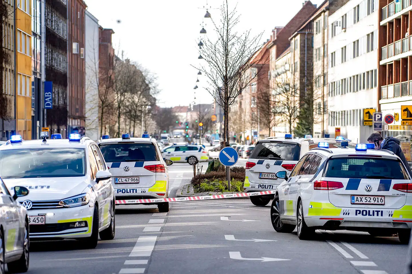 »Det er tid til at erkende, at bandekriminaliteten ikke kommes til livs ved hjælp at quickfixes som skærpet straf og visitationszoner,« skriver Rosa Lund. Arkivfoto.