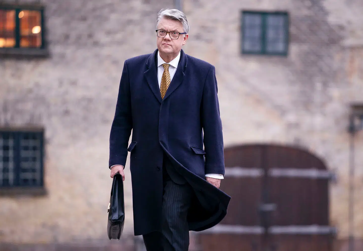 Arkivfoto: Støjbergs ene forsvarsadvokat René Offersen afviste efter domsafsigelsen at svare på spørgsmål om netop fodlænke.