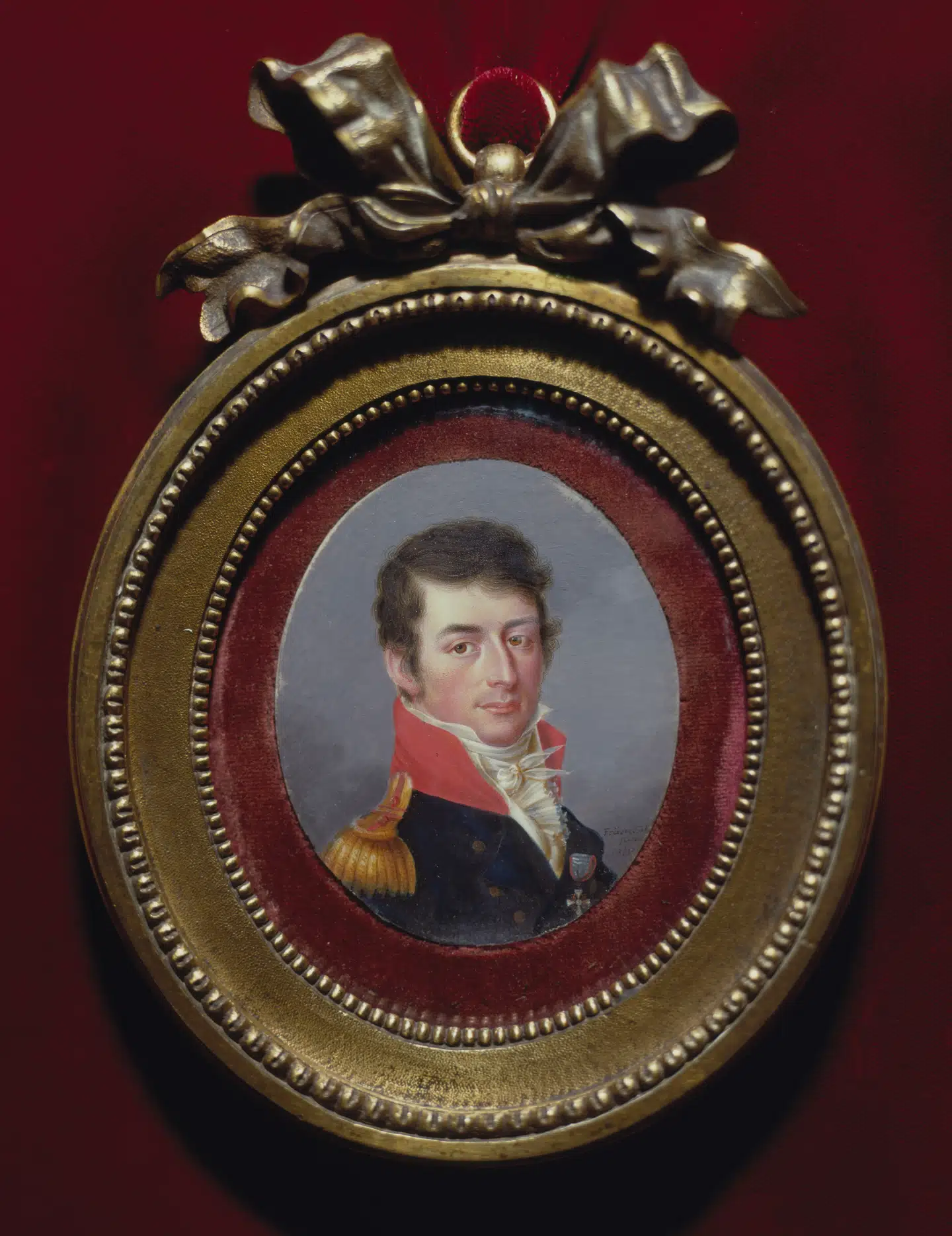 Christian Tuxen Falbe var en af de mest farverige og ret ukendte danske forskere. Han fandt Khartago og er verdensberømt for dette. Han udforskede Nordafrika og var fransk spion. Desuden var han Danmarks første fotograf. Her er han malet som 24-årig af miniaturemaleren Liepmann Fraenckel i 1815.