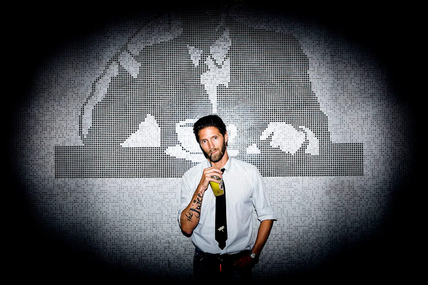 Stifteren af Joe & The Juice, Kaspar Basse, har lidt et betydeligt milliontab i sine to holdingselskaber.