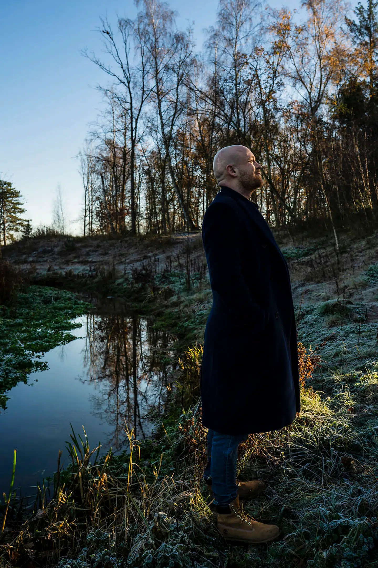 For nylig flyttede Mark i hus sammen med sin kæreste og deres hund, Strøbye, syd for København.