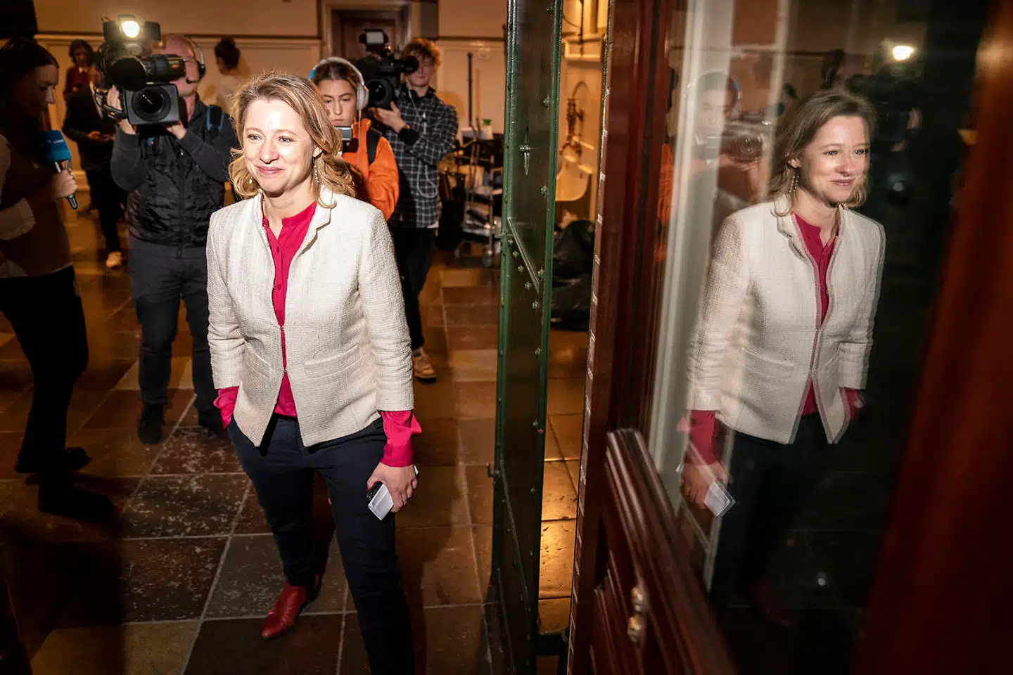 Sophie Hæstorp Andersen (S) har to ansigter. Først var den tidligere regionsformand og Københavns kommende overborgmester stærkt begejstret for genanvendelse af mundbind – nu er hun tavs.