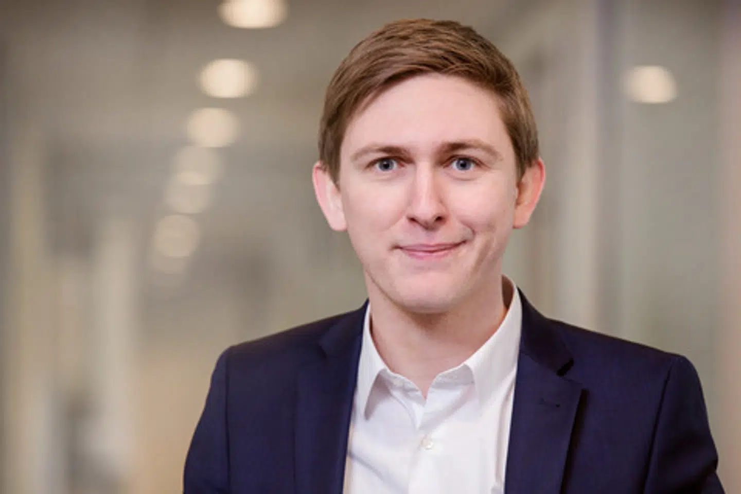 Emil Blücher har siddet i Solrød Byråd siden 2014. Her har han blandt andet været en del af Økonomi-, teknik- og miljøudvalget.