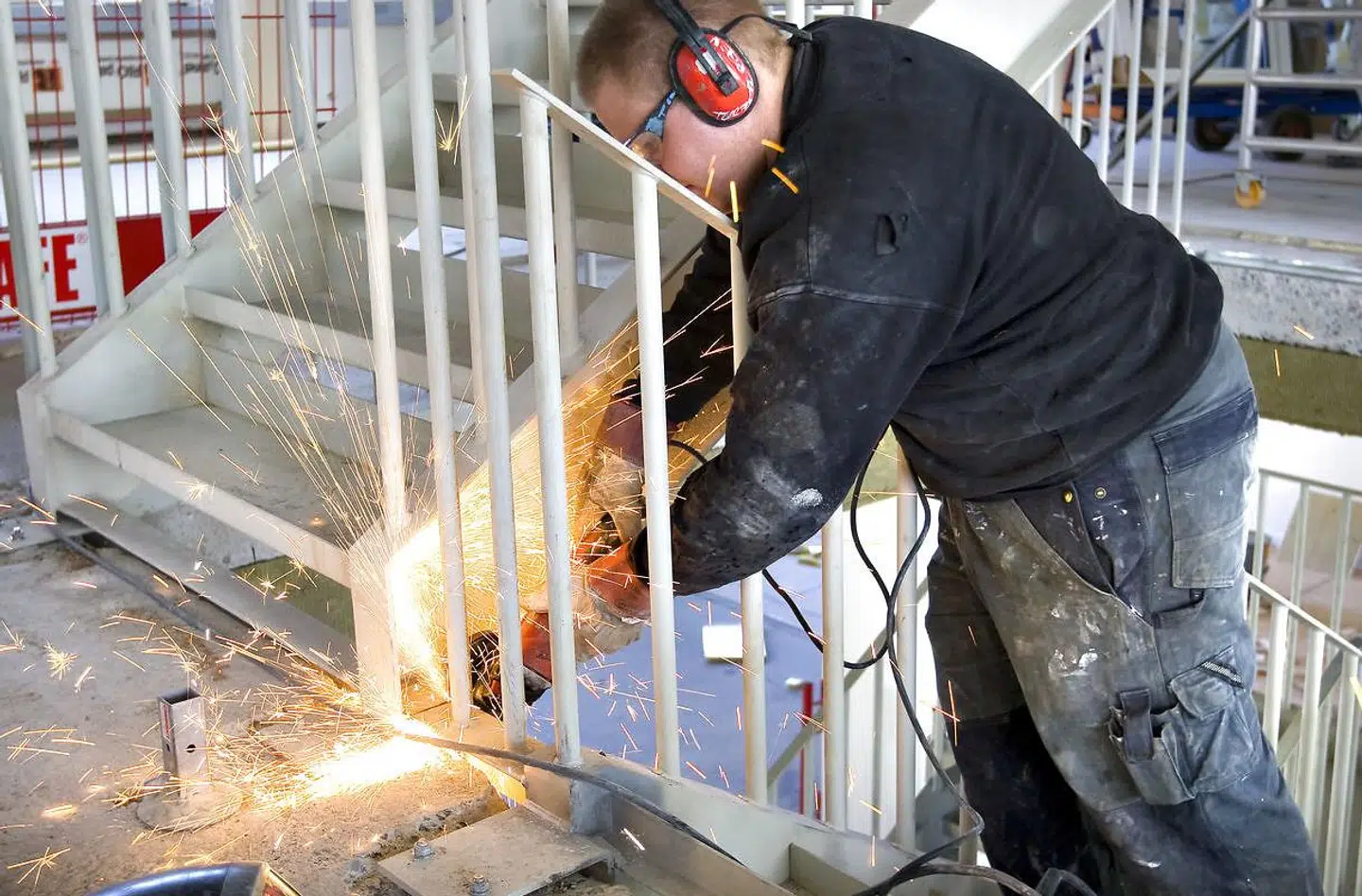 Der er fuld fart på. Beskæftigelsen er steget otte måneder i træk er og der er nu 81.000 flere lønmodtagere end før den første nedlukning ramte. Det er blandt andet gået rigtigt godt inden for byggeriet, hvor mange virksomheder dog også er ramt af mangel på arbejdskraft.