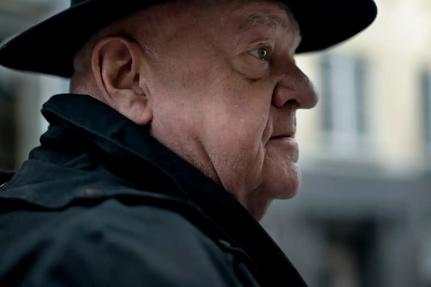 Fordi Allan Mylius Thomsen er i Kraks Blå Bog og har siddet i Borgerrepræsentationen, har han ret til en plads på den historiske grav på Assistens Kirkegaard. Allan Mylius Thomsen ved dog ikke, om han vil ligge der. Til den tid er han alligevel ligeglad, siger han.