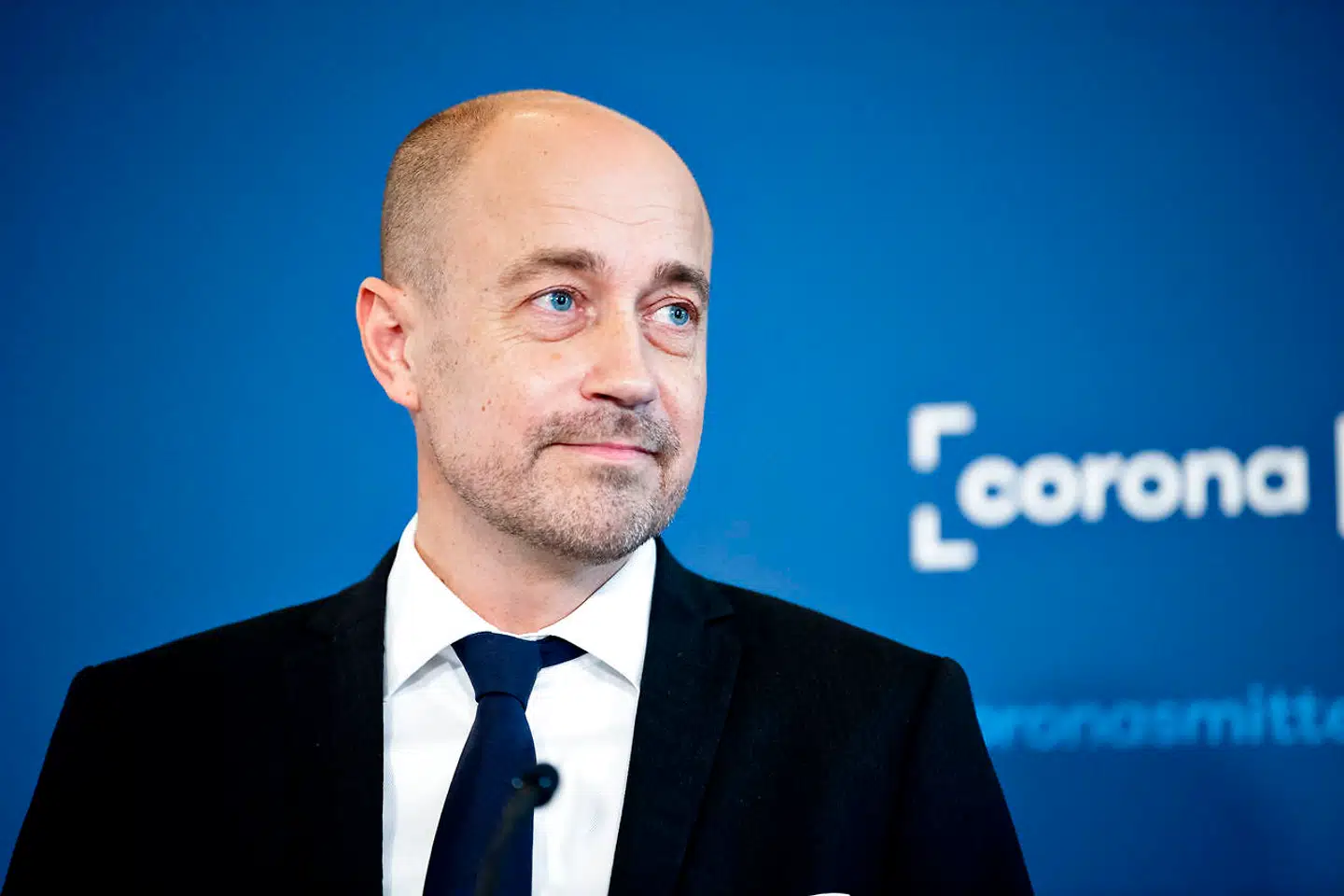 Sundhedsminister Magnus Heunicke (S) ved briefing med status på COVID-19-situationen i Eigtveds Pakhus i København fredag den 19. november 2021.. (Foto: Nils Meilvang/Ritzau Scanpix)