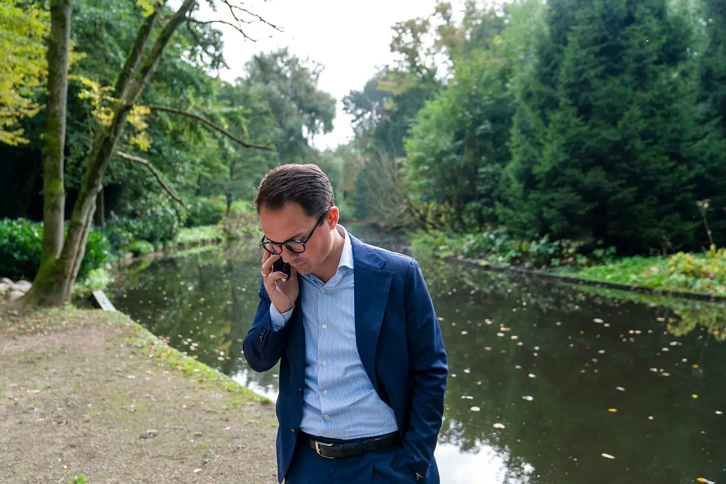 Sagen om Simon Aggesens bolig oprullet af Ekstra Bladet kan have kostet stemmer, vurderer eksperter. Her ses Aggesen i Frederiksberg Have.