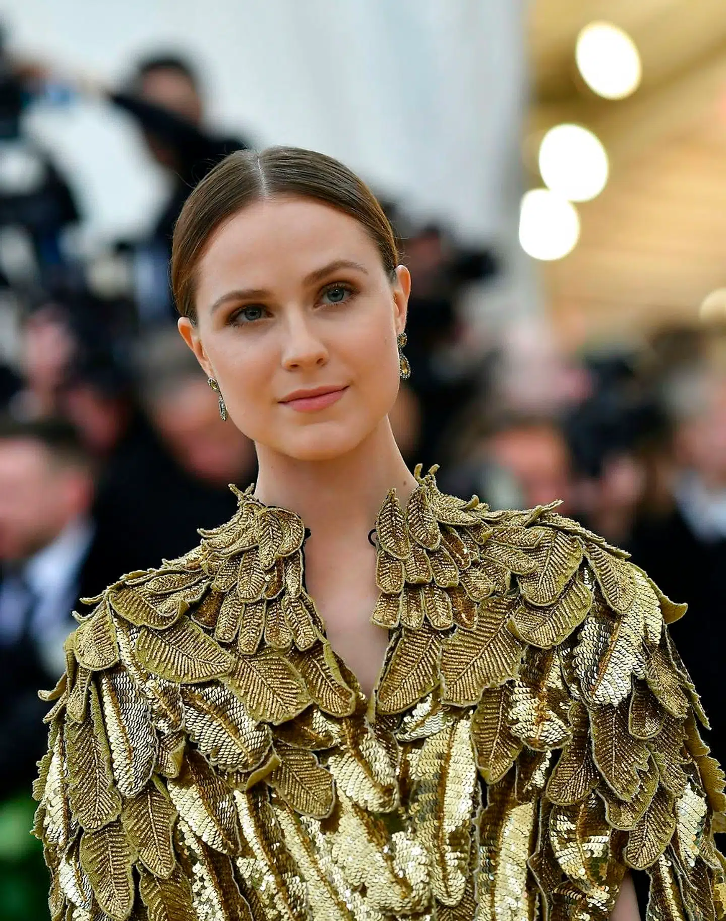 Evan Rachel Wood anklager blandt andet Marilyn Manson, med det borgerlige navn Brian Warner, for psykisk og fysisk vold, voldtægt og grooming. Grooming er, når en voksen opbygger en relation til børn med det formål at begå overgreb.