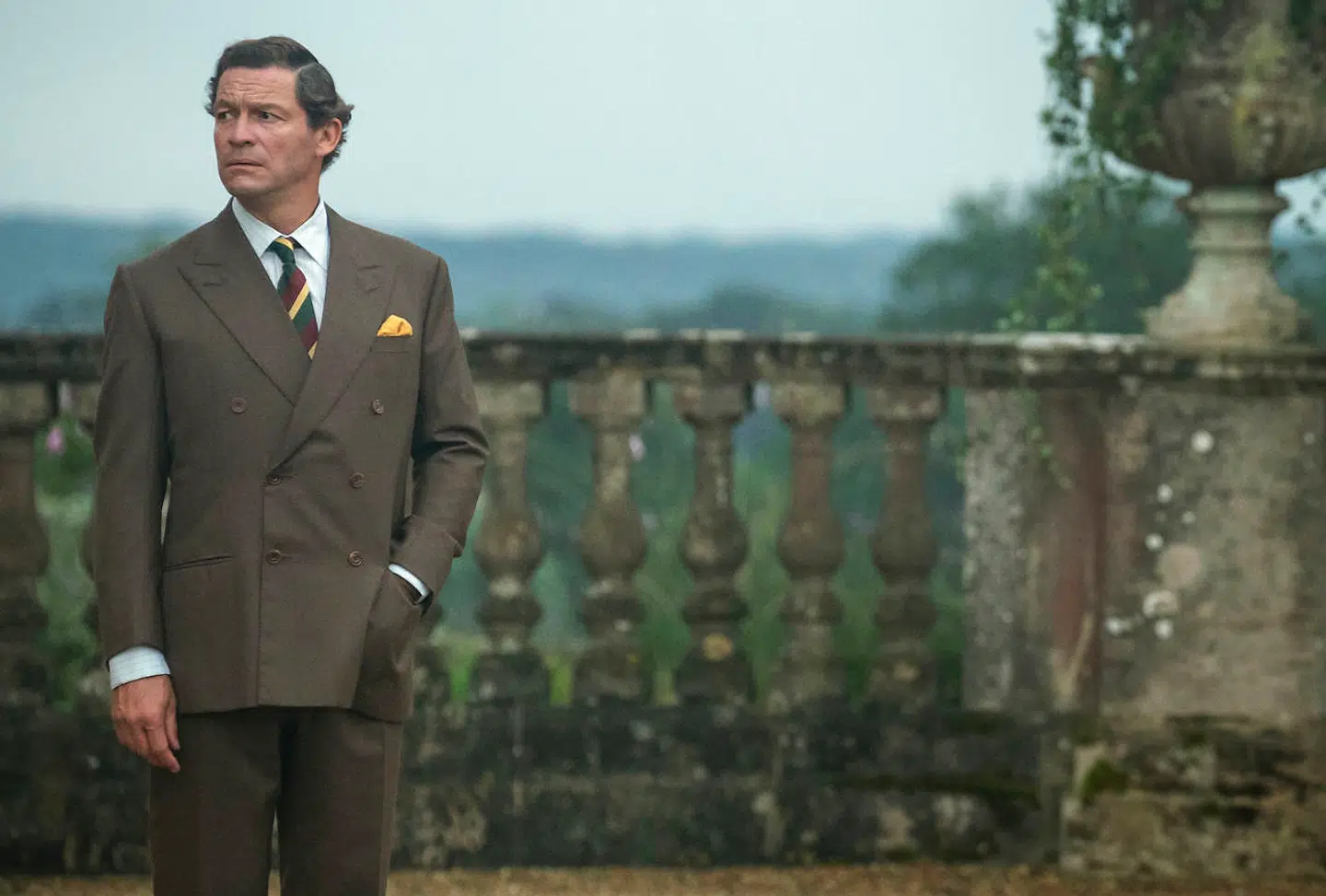 Dominic West skal spille prins Charles i femte sæson af »The Crown«.