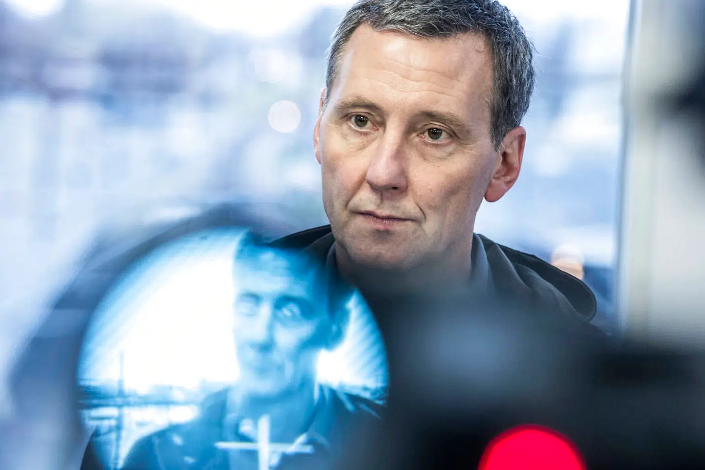 »Er Minkkommissionen blevet holdt for nar? Man må jo formode, at Justitsministeriet har aftalt processen med kommissionen om at gennemgå materiale uden at oplyse, at der slet ikke var noget materiale,« skriver Pierre Collignon.