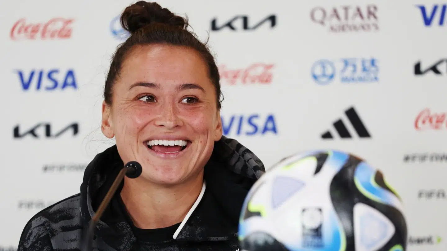 Ali Riley hyldes af fans verden over.
