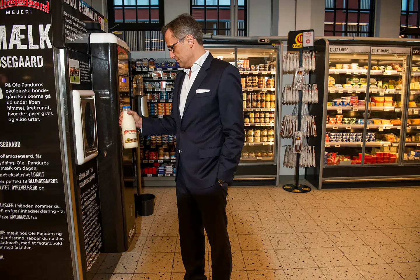 Meny hører under koncernen Dagrofa, som desuden favner kæder som SPAR, Min Købmand og Let-Køb. Tomas Pietrangeli er koncernchef.