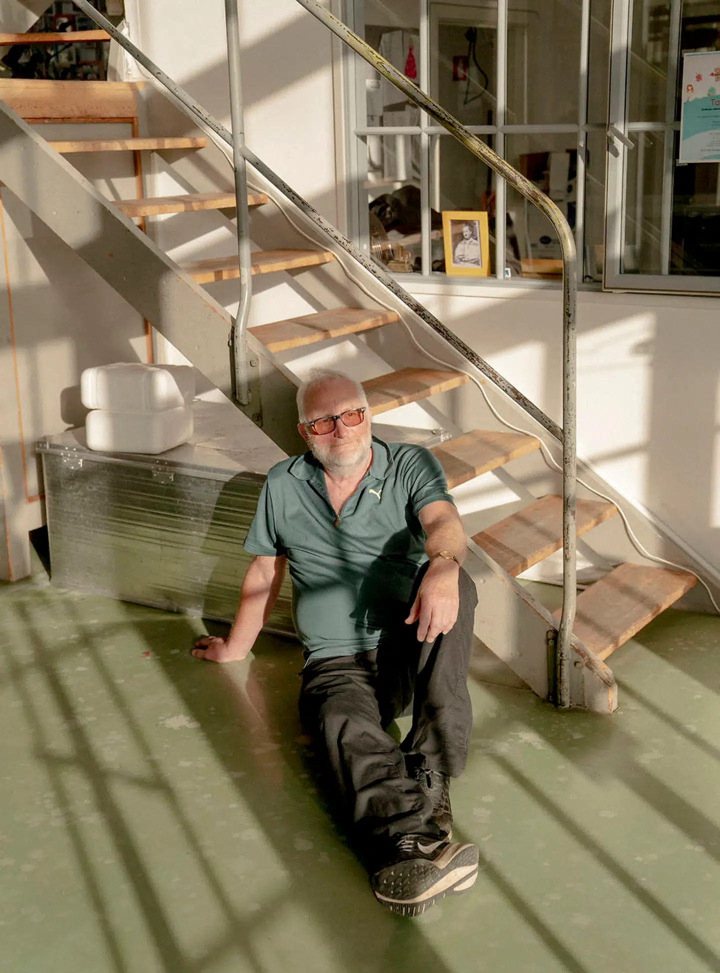 »Det var en manuskriptforfatterlærer på Filmskolen, den første dag jeg startede som pisseirriterende stræber, der forklarede os om generøsiteten. Ganske klogt, ganske klogt. Det er det fede ved også at have mødt professionelle mennesker gennem ens liv, der har evnen til at sætte ord på nogle af de her ting. Det var en skide februardag i i 1983, at jeg mødte det ord, og jeg har haft det med mig lige siden.«