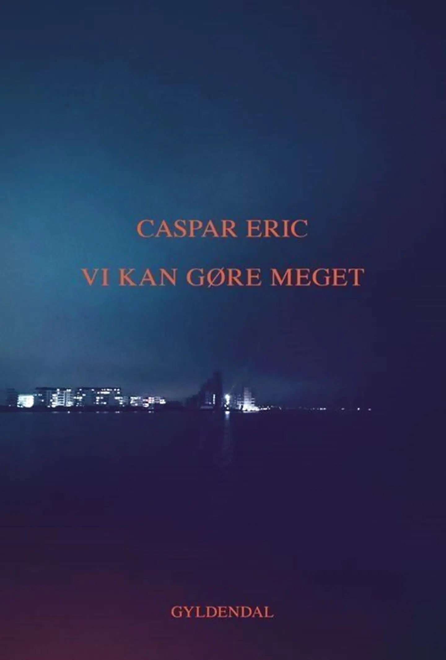 Casper Erics nyeste udgivelse »Vi kan gøre meget« handler om en verden i undtagelsestilstand, og i 12 lange digte bliver læseren præsenteret for en verden, hvor det unormale pludselig er blevet normalt.