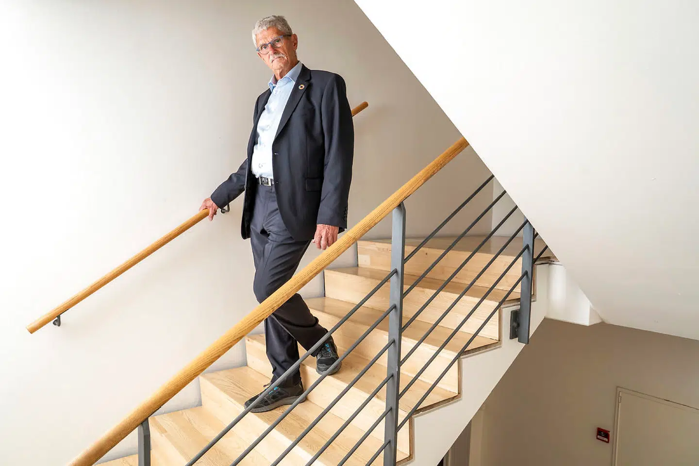 »Hvis vi vælger at fremrykke en del af den udskudte pensionsskat, kan vi godt leve op til en i øvrigt uklog stabilitetspagt og alligevel have finanspolitisk handlefrihed til klima og mere social retfærdighed,« skriver Mogens Lykketoft.