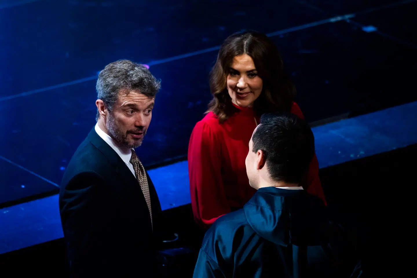 Nordisk Råds prisuddeling: Grønlands statsminister, Mute B. Egede, som havde til job at afsløre vinderen af årets litteraturpris, taler her med kronprins Frederik og kronprinsesse Mary.