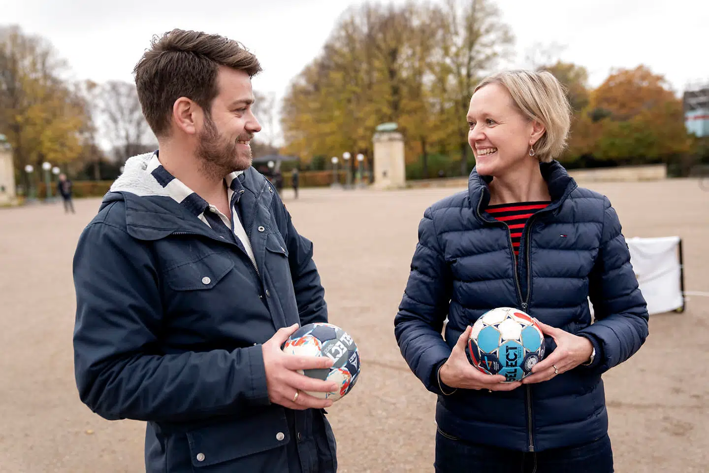 Jonas Bjørn Jensen (S) og Cecilia Lonning-Skovgaard (V) står i spidsen for Socialdemokratiets og Venstres usædvanlige alliance med det fælles mål om bedre vilkår for idrætsforeningerne i København.