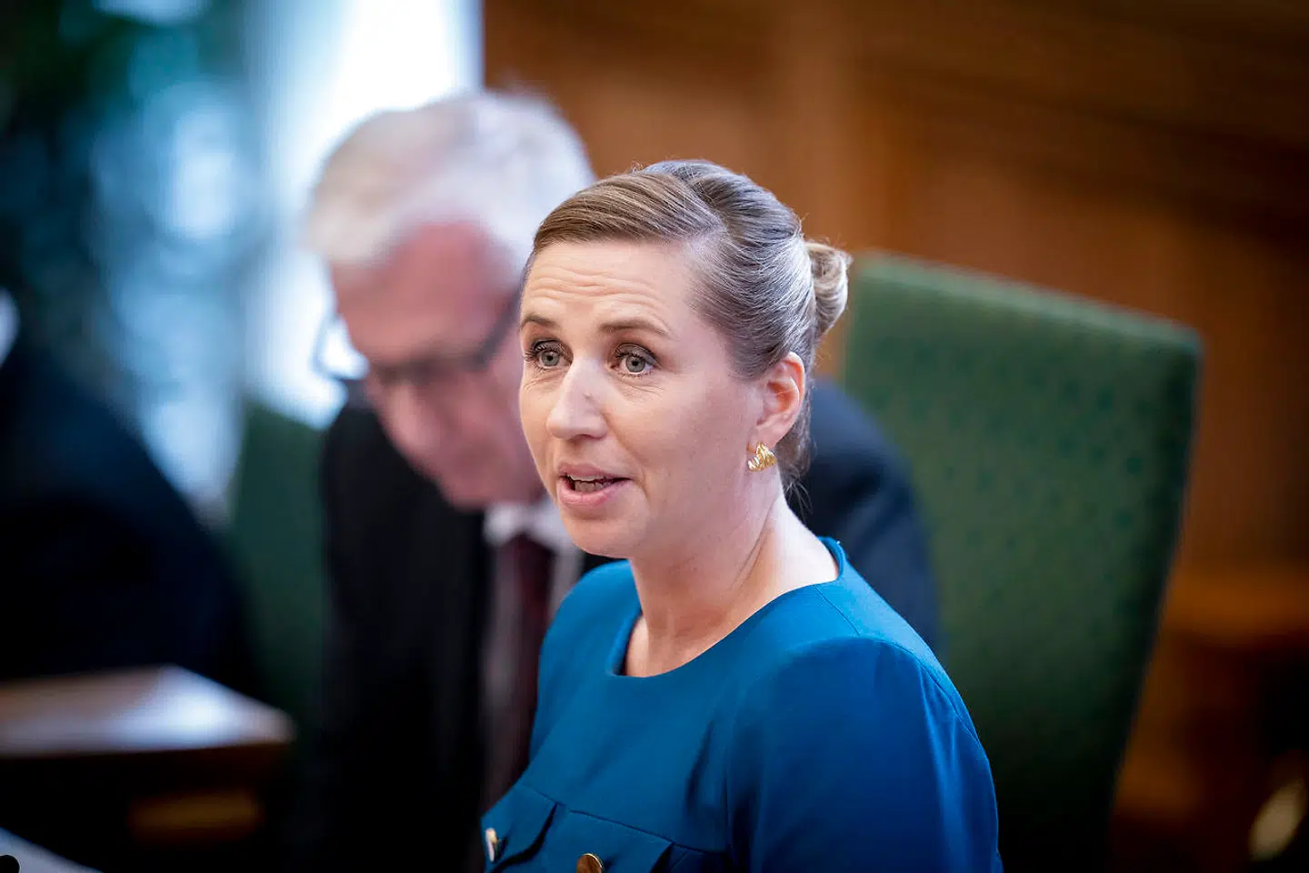 Statsminister Mette Frederiksens advokat mener pludselig, at der alligevel var lovhjemmel til at aflive alle mink.