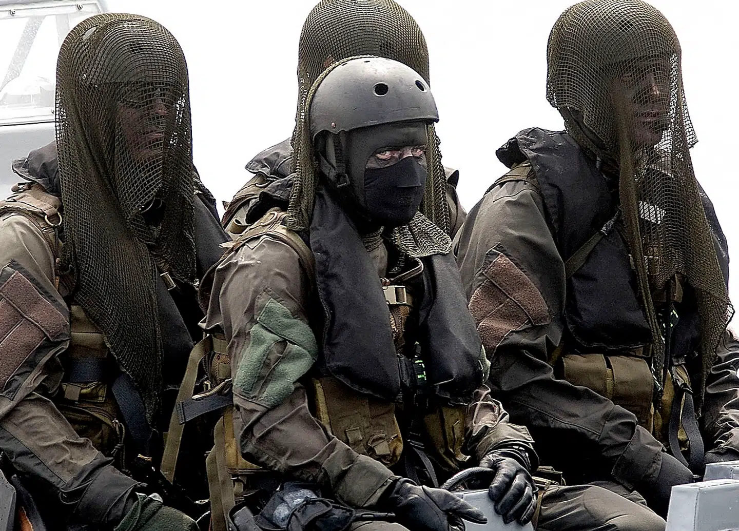 Aspirerende frømænd må væbne sig med tålmodighed, fordi årets elevskole er blevet aflyst med godt en uges varsel. Økonomien er ikke på plads, lyder forklaringen.