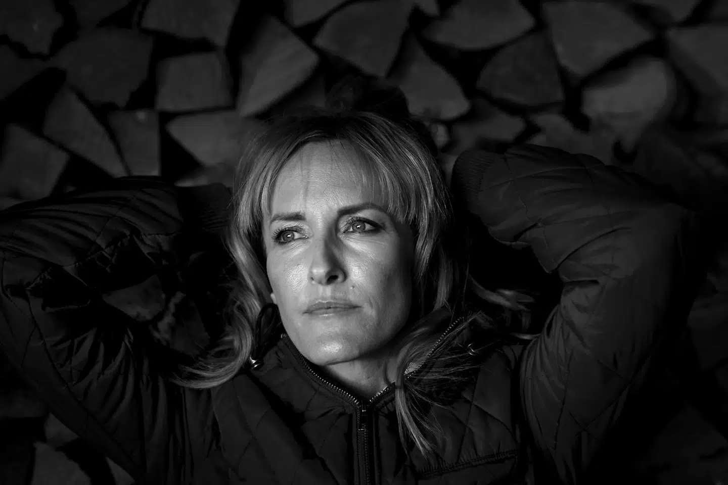 Da den radikale leder, Sofie Carsten Nielsen, prikkede Marie Brixtofte på skulderen og spurgte, om hun kunne tænke sig at stille op til kommunalvalget, sagde hun nej med det samme. Sporene efter hendes far var for uhyggelige. Men efter nogle dages betænkningstid endte hun med at sige ja.