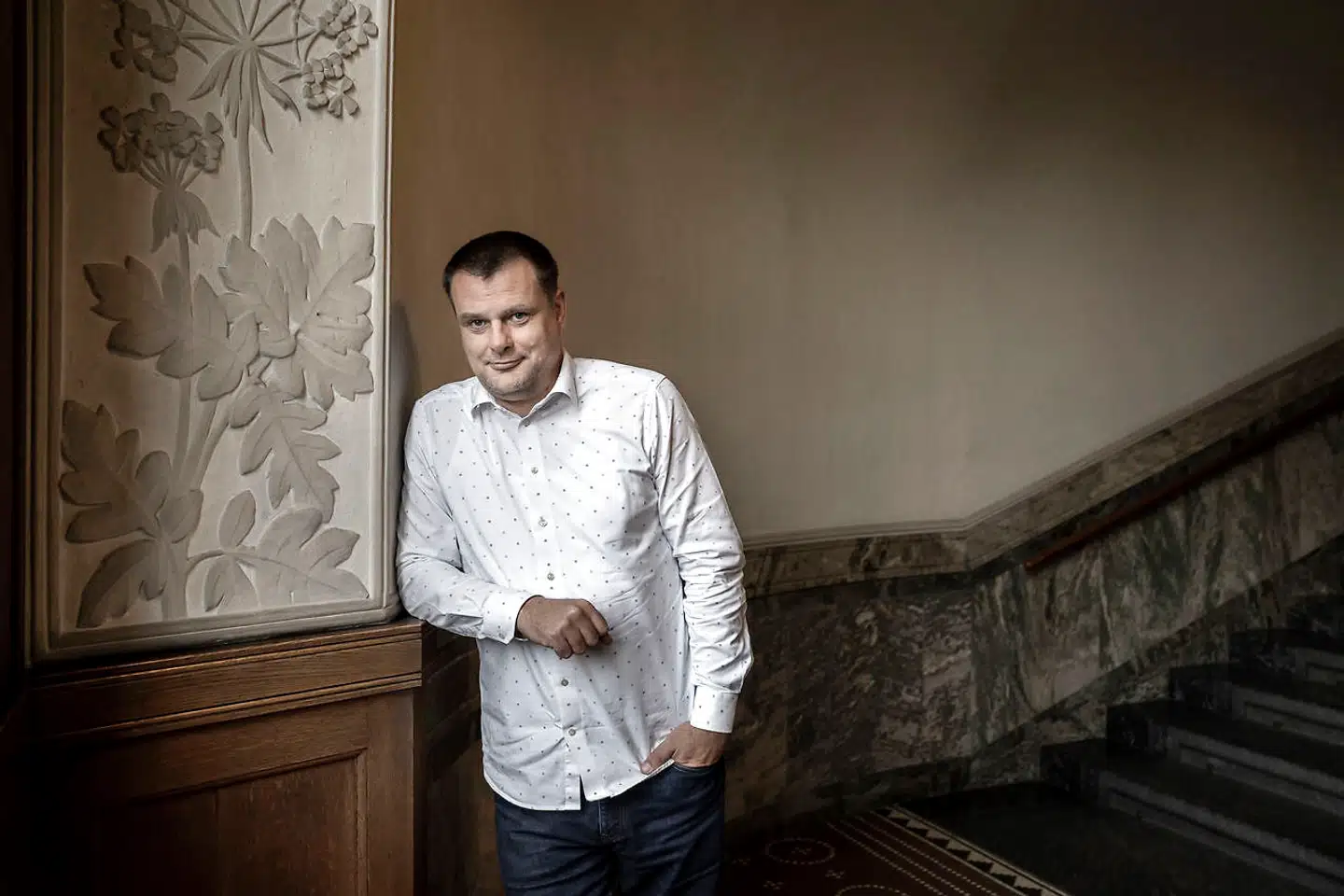 Lars Weiss har ved flere lejligheder kunnet fremhæve Socialdemokratiet i et positivt lys i Københavns Kommunes pressemeddelelser. Det møder kritik fra ekspert.