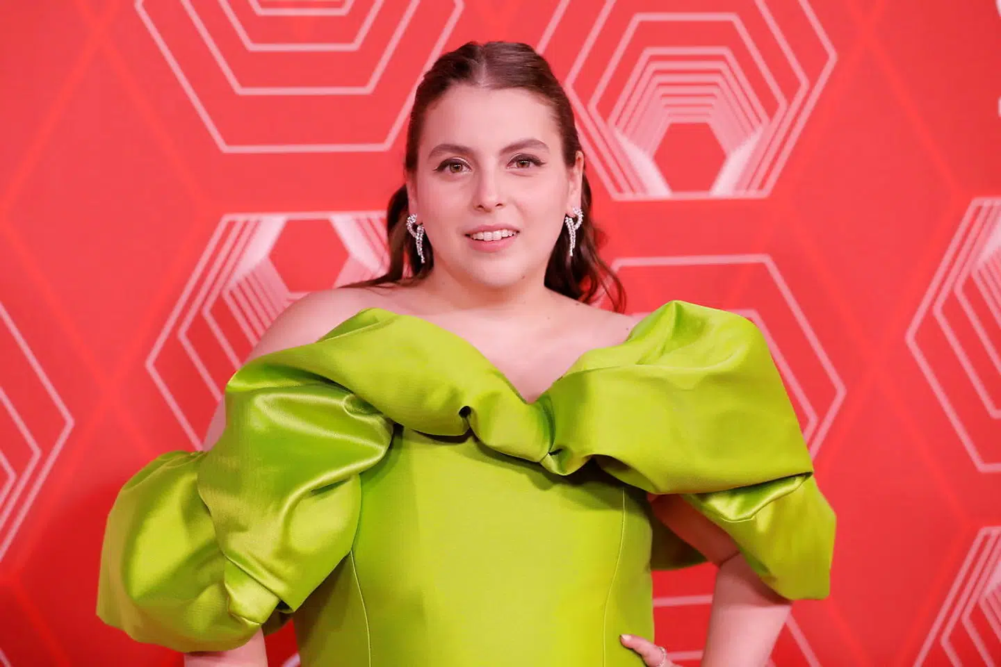 Beanie Feldstein spiller Monica Lewinsky i serien.
