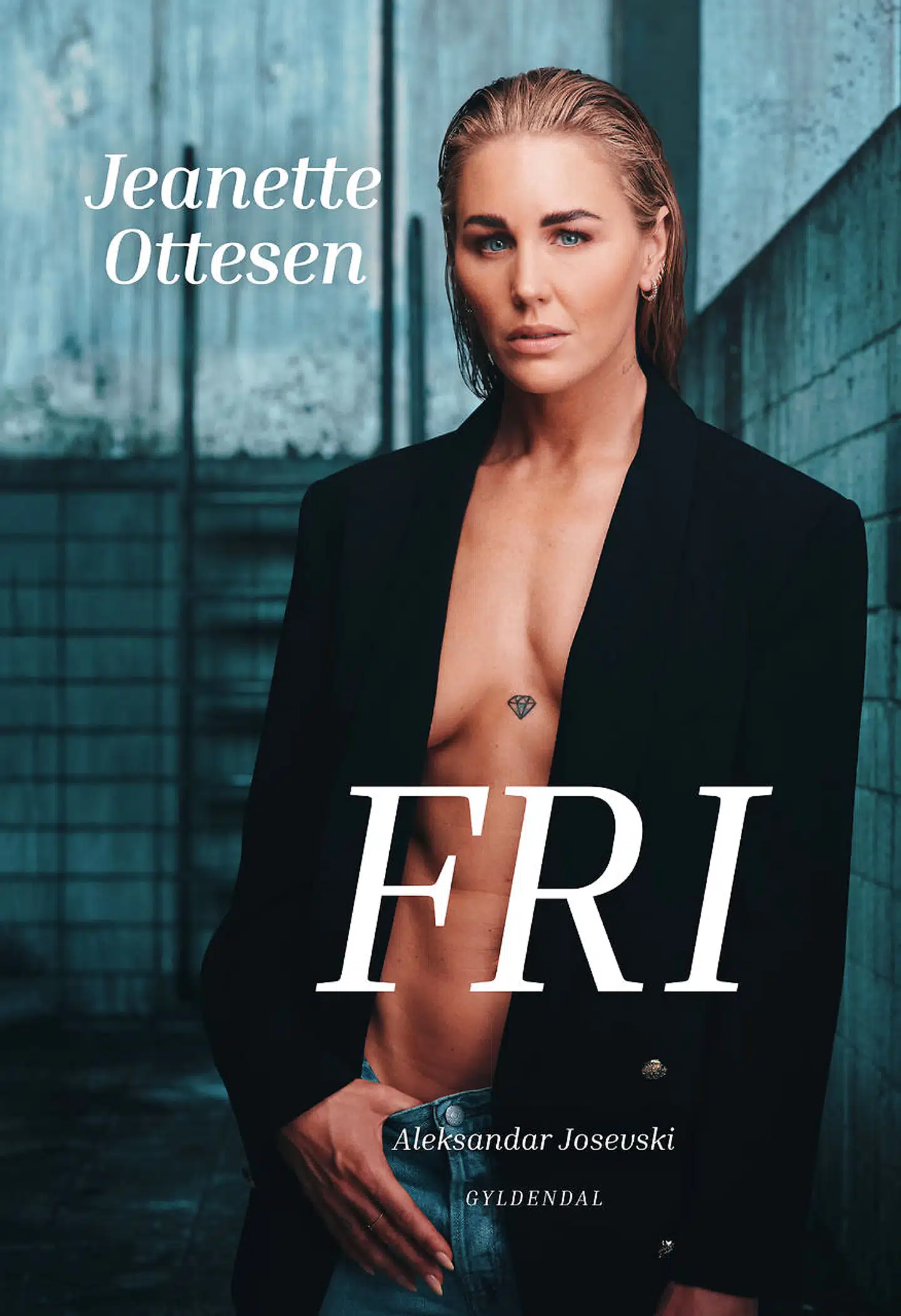 I »Fri« fortæller Jeanette Ottesen om sine oplevelser i svømmeverdenen.