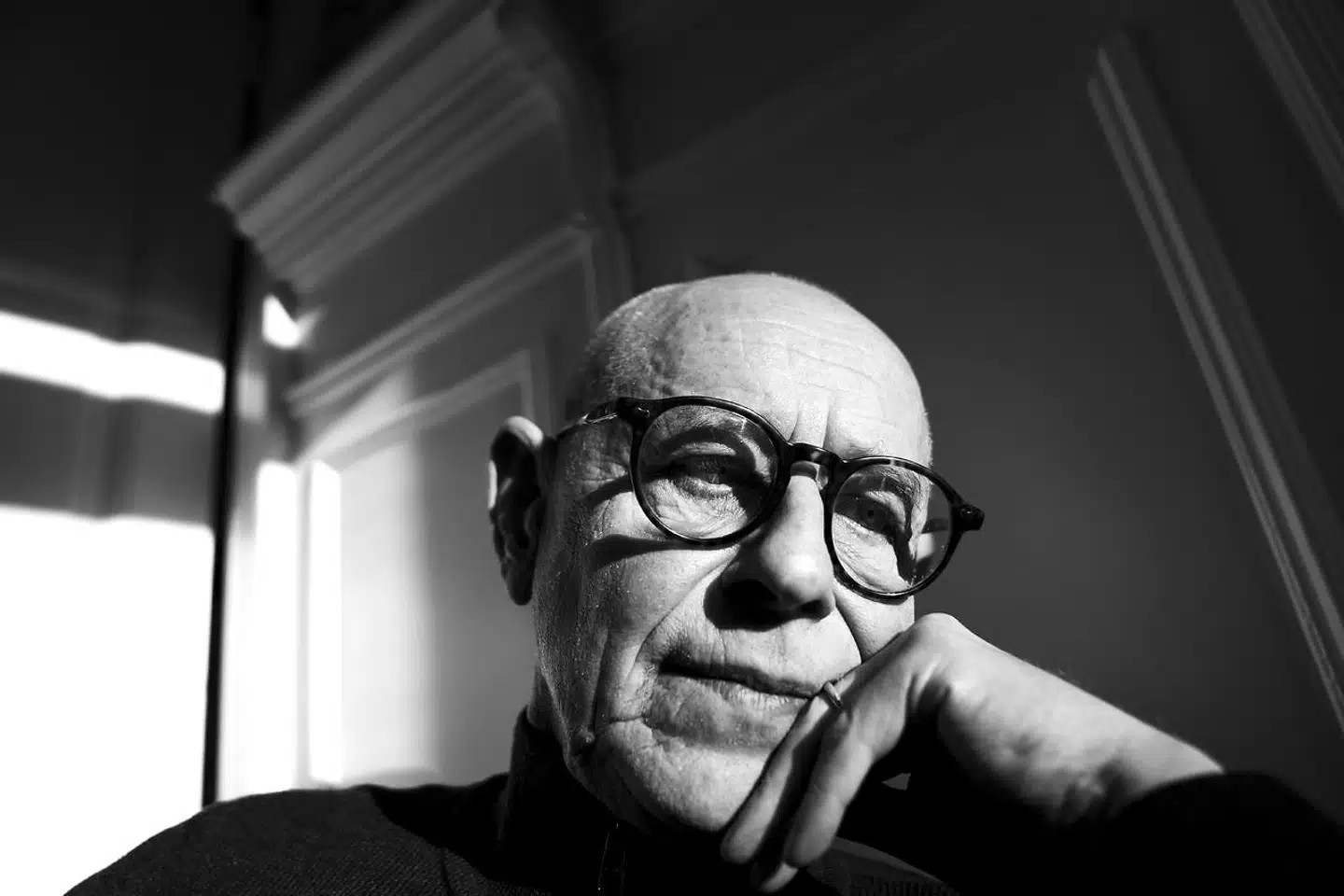 Som midaldrende, hvid mand har Michael Kvium måttet erkende, at han var »forkert« i forhold til nogle strømninger i samfundet – herunder blandt flere studerende på Kunstakademiet. Han valgte i en periode at bruge det i sin kunst blandt andet i udstillingen »Pale Male Tales«, som skildrer den blege hvide mand. Arkivfoto: Oscar Scott Carl