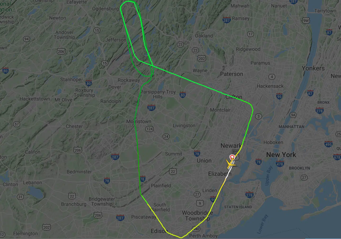 Flyet måtte cirkle, før det landede.