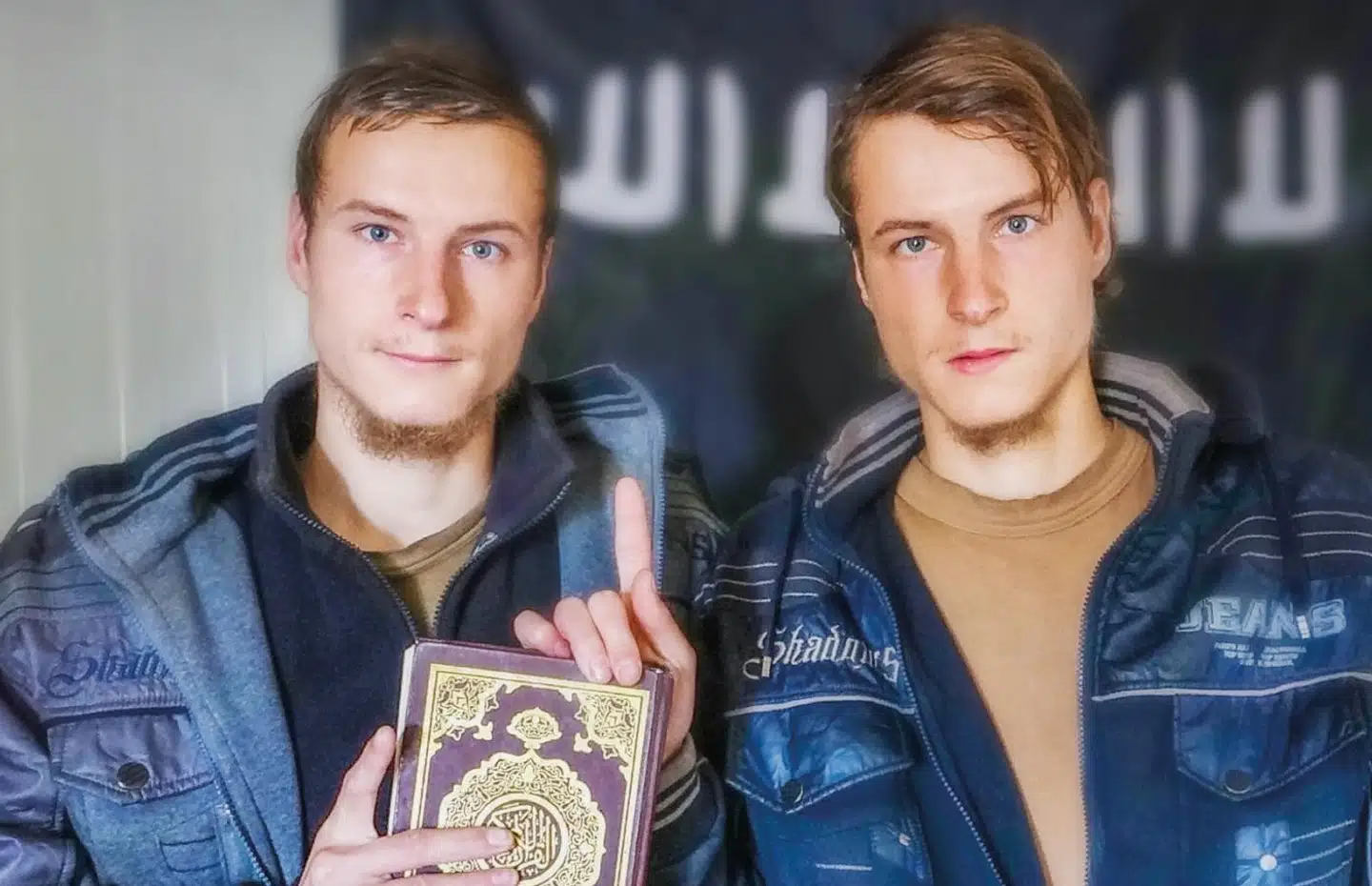 Sådan blev de fremstillet i Islamisk Stats propagandamateriale: De blonde tvillinger fra en tidligere tysk kulmineby på vej til paradis.