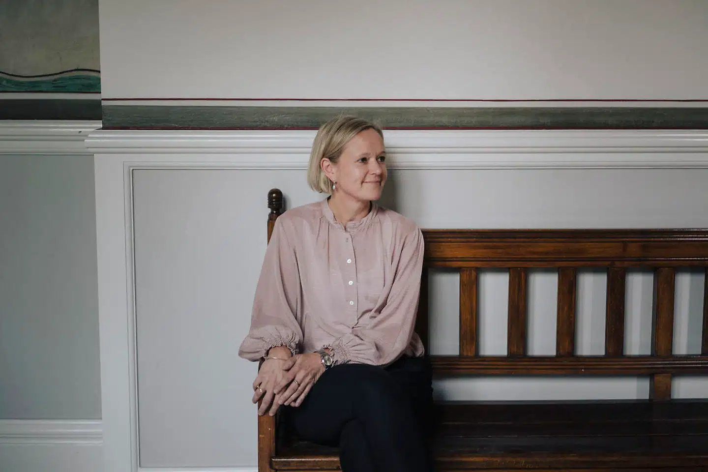 I starten af september beordrede Cecilia Lonning-Skovgaard (V) jobcentrene at stramme op efter den første af en række historier i Berlingske. Allerede dengang tydede noget på, det ikke virkede. Hun mener dog, at hun løbende har gjort, hvad hun kunne.