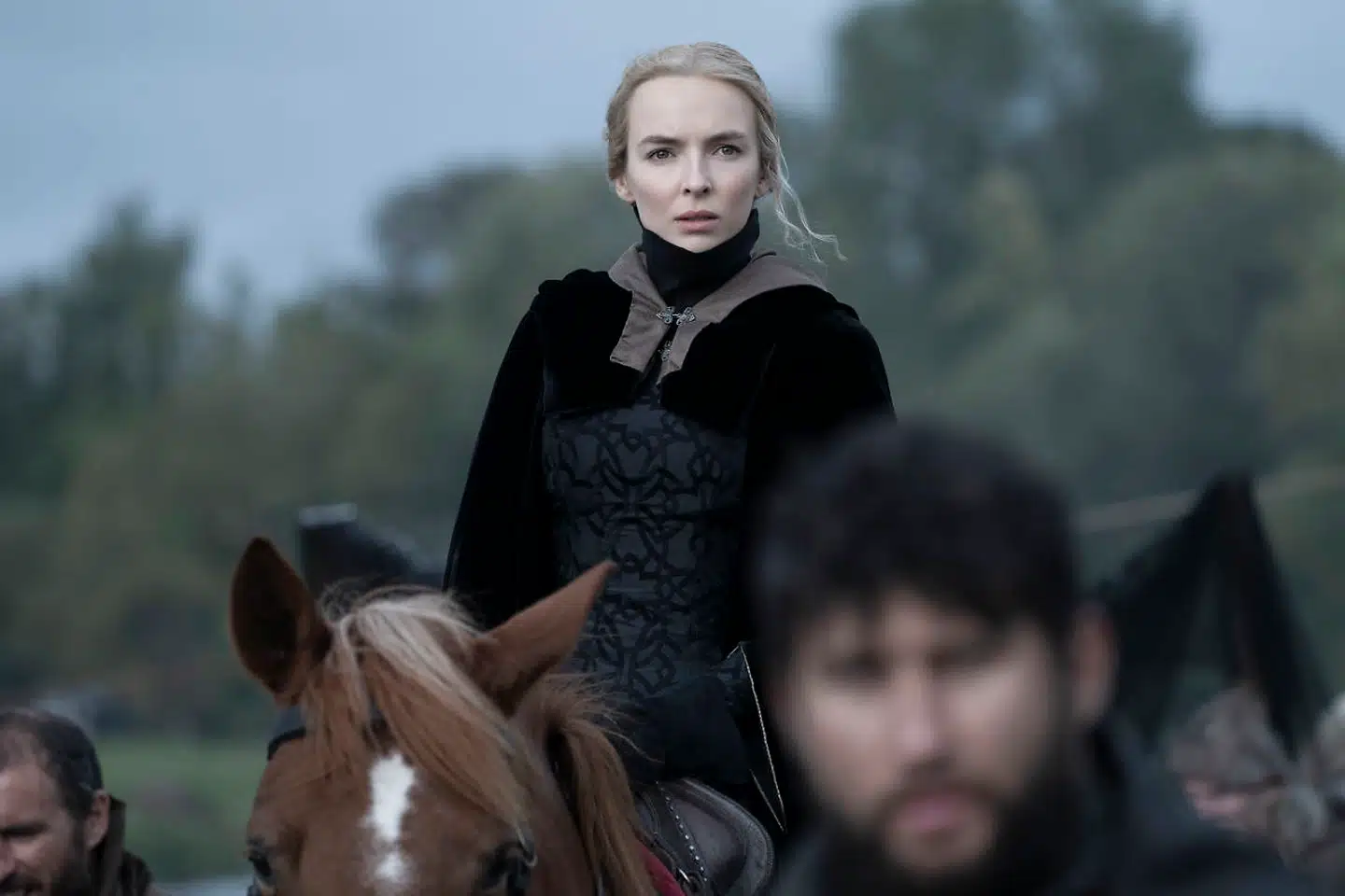 Jodie Comer (bedst kendt fra HBO-serien »Killing Eve«) er det store lyspunkt i en film, der ellers mest bare er … lang.