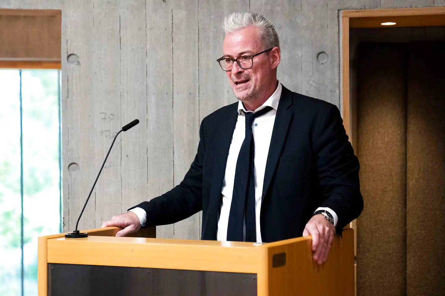 Ifølge Rane Willerslev er det eneste lokale i Nationalmuseet, der duer til moderne udstillinger, den såkaldte Egmonthal, hvor der lige nu er vikingeudstilling.