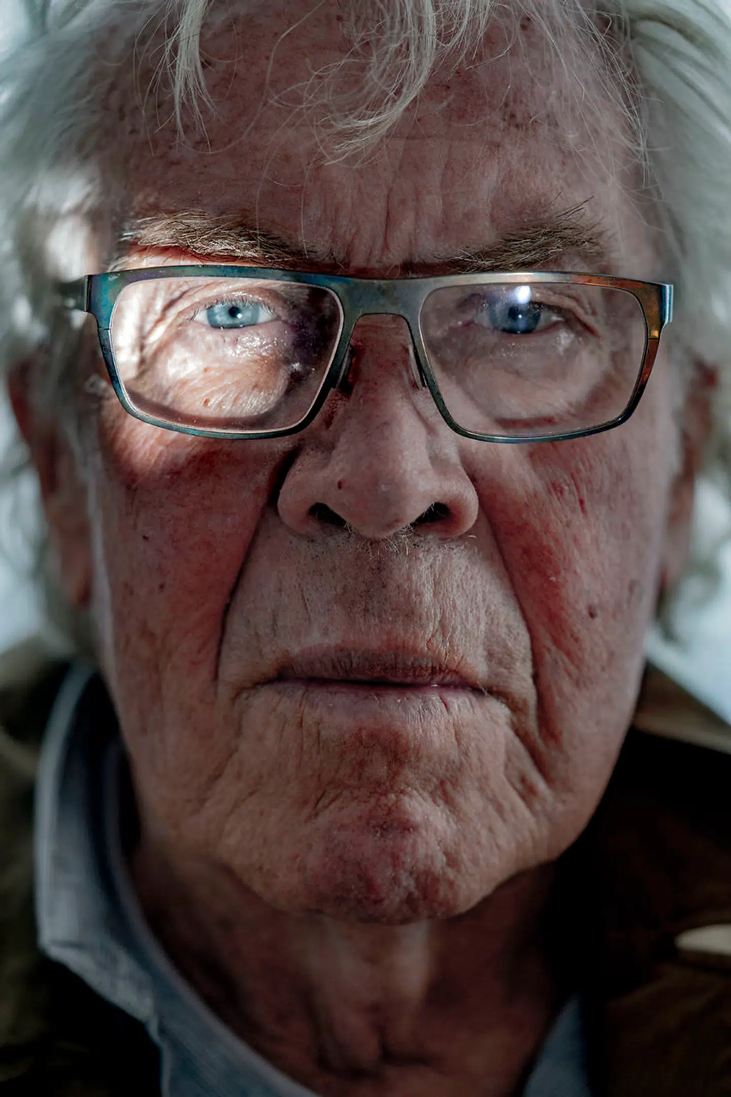 Ideen om at skrive en bog om filmene kom fra Jørgen Leths forlag. Forfatteren selv syntes først, at det var en pudsig idé: »Jeg har skrevet så meget om mine film,« siger han. Men så fandt han det rette greb.