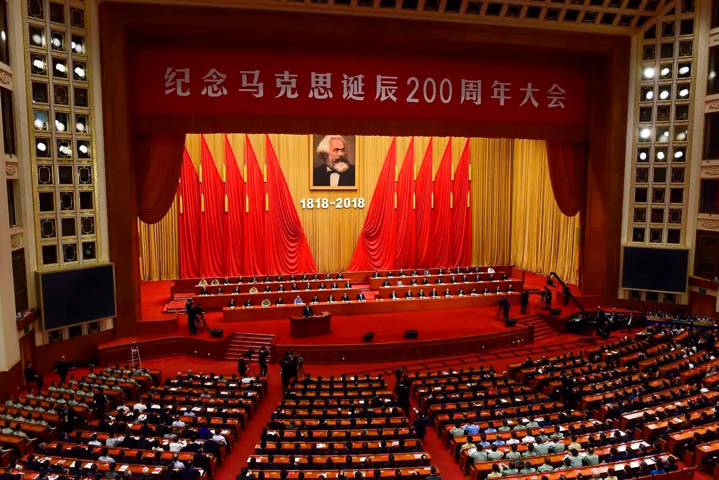 Karl Marx af kommunistpartiet i Kina i forbindelse med 200-året for hans fødsel. »Der er to grundlæggende fejl med marxismen, men de fejl synes den nye generation af marxister helt at overse,« skriver Pierre Collignon i denne kommentar.